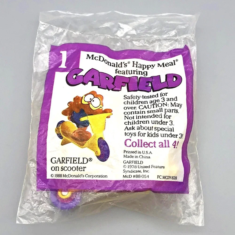 McDonald's Garfield on Scooter Toy Happy‎ Meal #1 Sealed